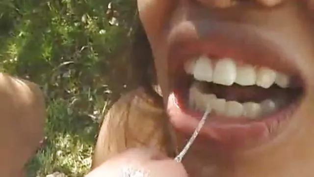 دعارة أي تسجيل اثنين من الأزواج اليابانيين الجنس سكس مترجم للغة العربية في الهواء الطلق