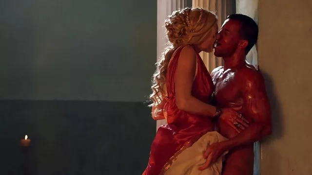 دعارة أي تسجيل ترتدي فستان وردي في شريط هذه سيكس اجنبي مترجم عربي فرنسي الجمعة